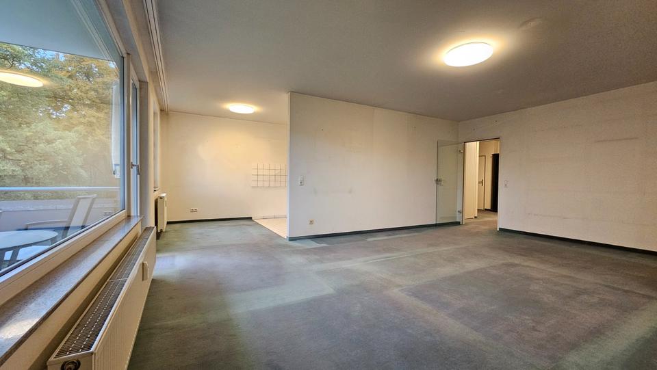 Eigentumswohnung 3,5 Zimmer 96,43m2 Balkon Aufzug 2 Parkplätze 3 zimmer