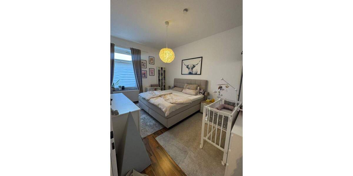 Etagenwohnung Hilden Kalstert - 3 Zimmer, 92 m&sup2;, 1.180&euro; | Angebot:25570396