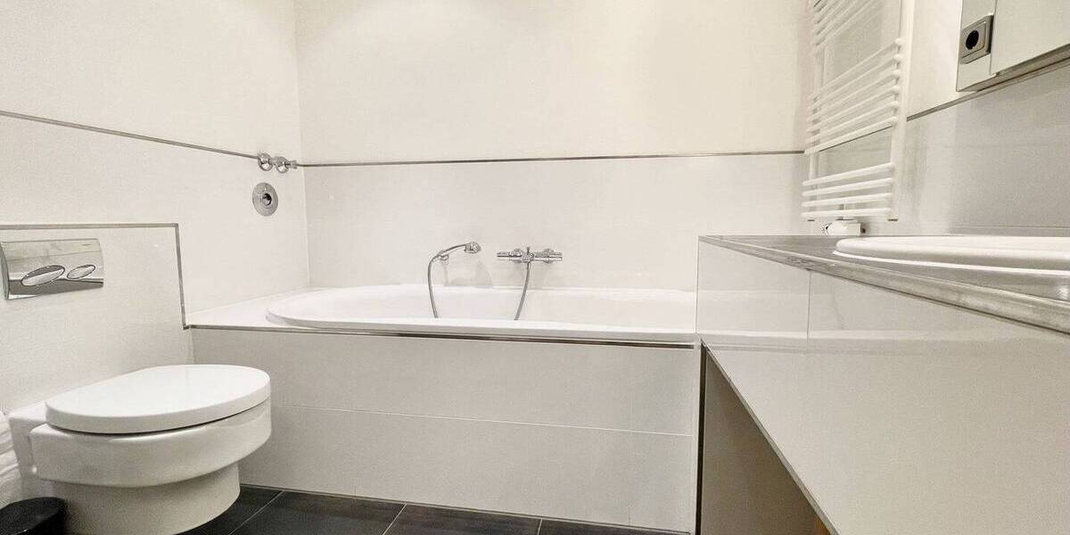 Etagenwohnung Düsseldorf Niederkassel - 2 Zimmer, 56 m&sup2;, 295.000&euro; | Angebot:26419736
