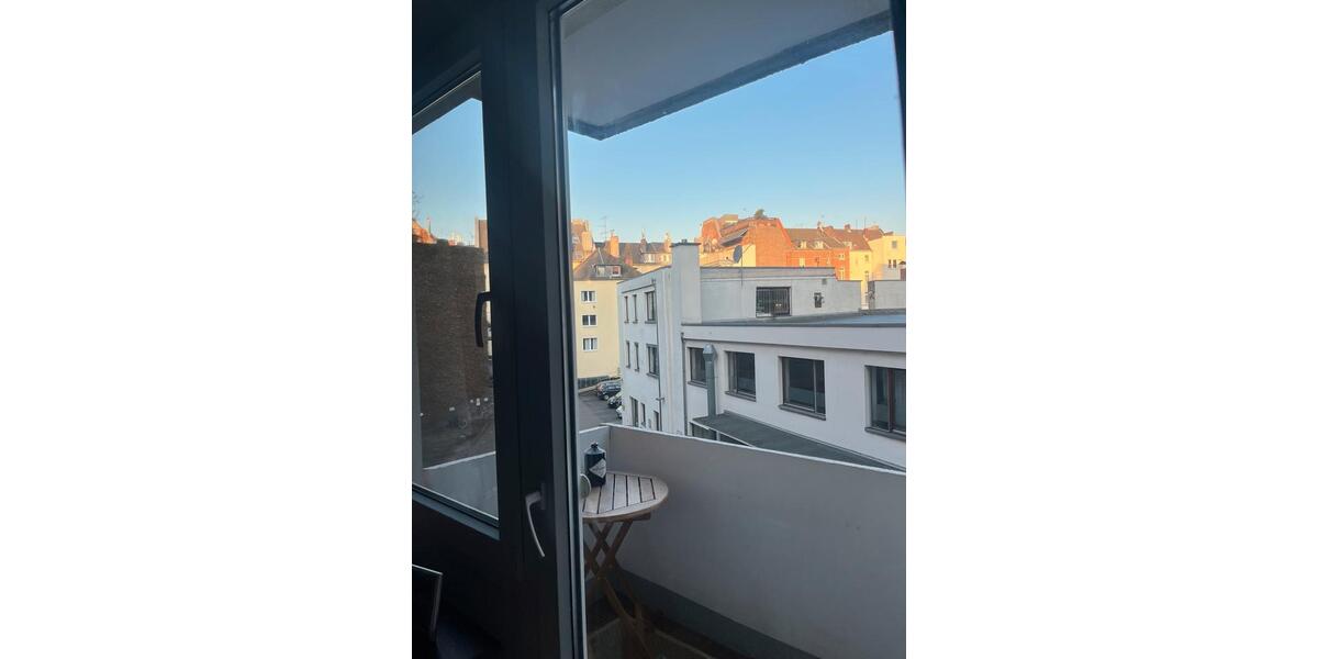 Etagenwohnung Köln Ehrenfeld - 1.5 Zimmer, 32 m&sup2;, 850&euro; | Angebot:25414912