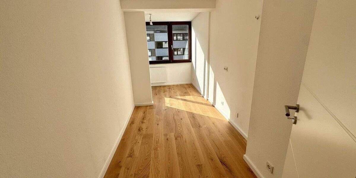 Etagenwohnung Köln Niehl - 3 Zimmer, 80 m&sup2;, 429.000&euro; | Angebot:25372917