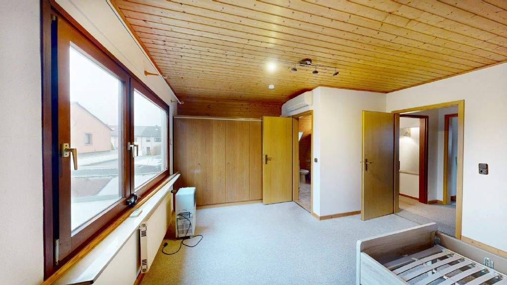 Einfamilienhaus Erftstadt Lechenich - 5 Zimmer, 140 m&sup2;, 350.000&euro; | Angebot:24609891