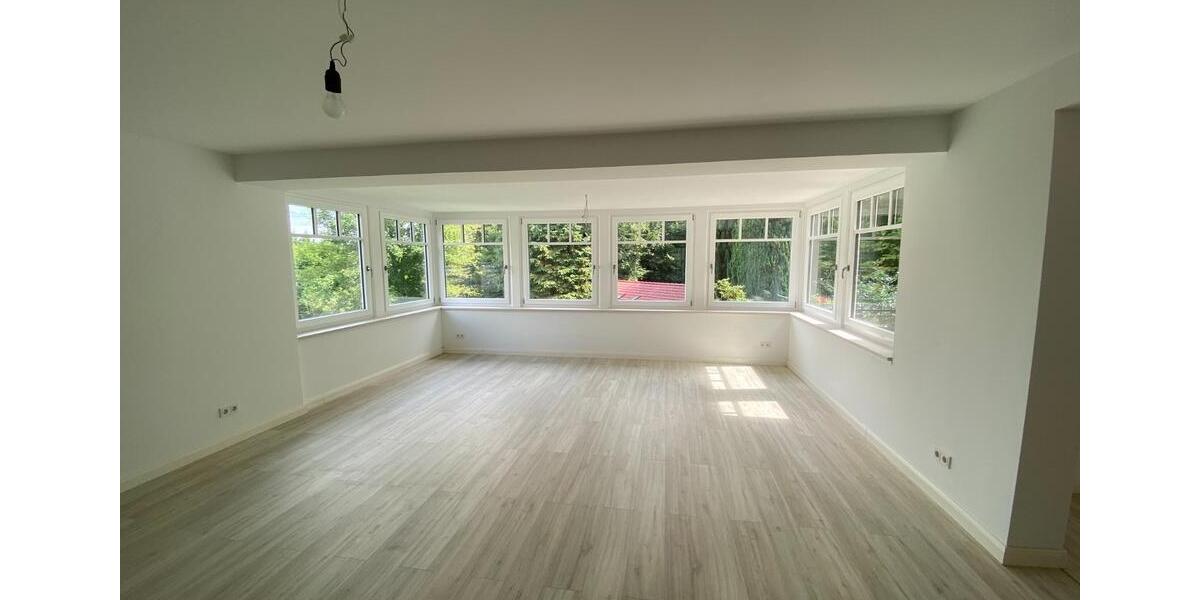 Einfamilienhaus Lohmar - 6 Zimmer, 208 m&sup2;, 3.190&euro; | Angebot:24513027