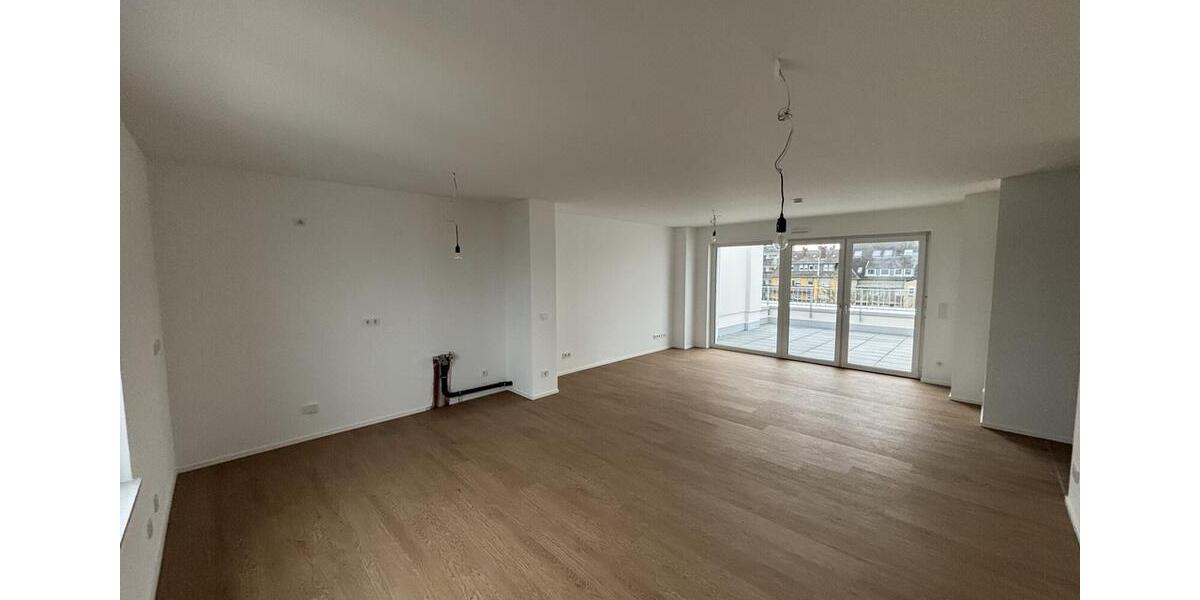 Etagenwohnung Neuss - 4 Zimmer, 122 m&sup2;, 1.766&euro; | Angebot:24330475