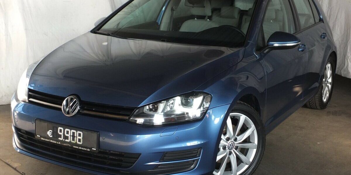 VW Golf VII COMFORTLINE PANORAMADACH KLIMAAUTOMATIK 1 150.000 km 9.908 &euro; Köln 50858