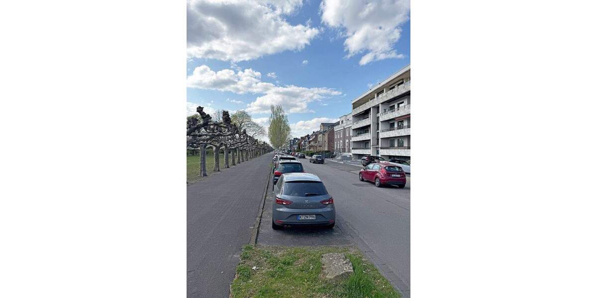 Etagenwohnung Düsseldorf Oberkassel - 2 Zimmer, 82 m&sup2;, 1.790&euro; | Angebot:24713021