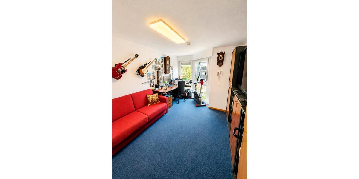 Etagenwohnung Solingen Mitte - 3 Zimmer, 83 m&sup2;, 243.000&euro; | Angebot:27109944