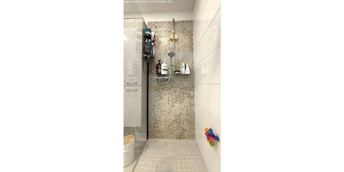 Etagenwohnung Bergheim Zieverich - 4 Zimmer, 101 m&sup2;, 173.000&euro; | Angebot:25611384