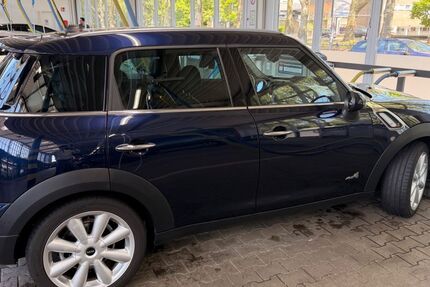 Mini Countryman S (Cooper) 127.000 km 10.500 &euro; Köln 50825