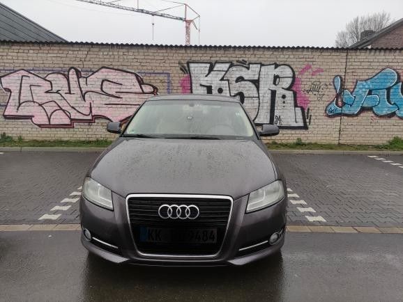 Audi A3 260.000 km 2.100 &euro; Düsseldorf 40479