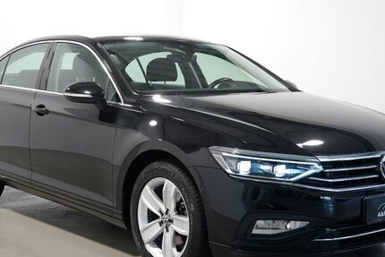 VW Passat 82.404 km 20.990 &euro; Hürth bei Köln 50354