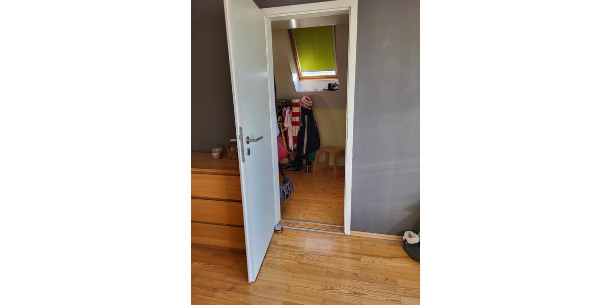 Freist. EFH + Garage +gr. Garten im Herzen v. Rheidt bezugsbereit 4.5 zimmer