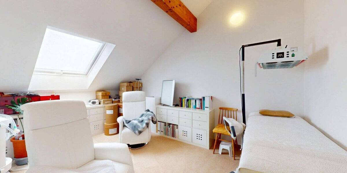 Mehrfamilienhaus, Wohnhaus Dormagen Hackenbroich - 6 Zimmer, 177 m&sup2;, 698.000&euro; | Angebot:26805807
