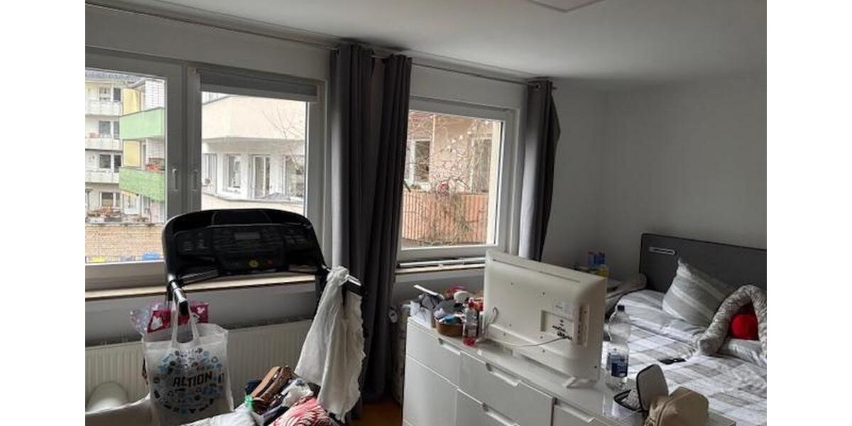 Reihenhaus Köln Innenstadt - 6 Zimmer, 135 m&sup2;, 2.800&euro; | Angebot:25252021