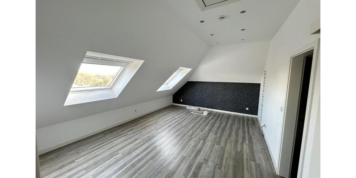 Einfamilienhaus Troisdorf Bergheim - 5.5 Zimmer, 226 m&sup2;, 2.489&euro; | Angebot:25384516