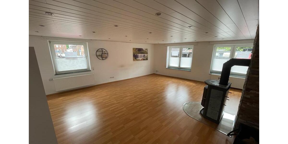 Mehrfamilienhaus, Wohnhaus Grevenbroich Neuenhausen - 3 Zimmer, 186 m&sup2;, 229.999&euro; | Angebot:24860244