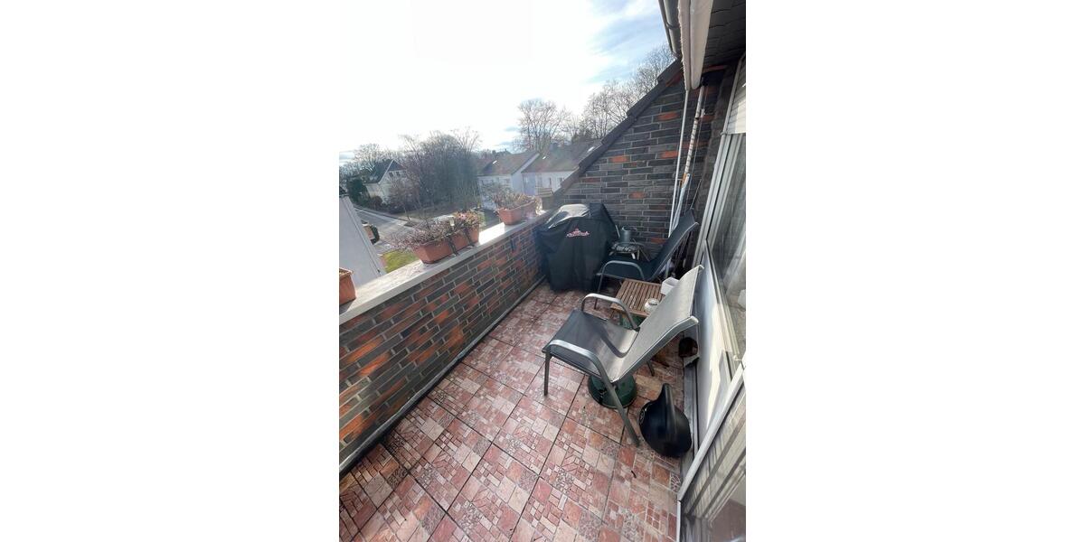 Dachgeschoßwohnung Leverkusen - 3 Zimmer, 83 m&sup2;, 230.000&euro; | Angebot:25257358