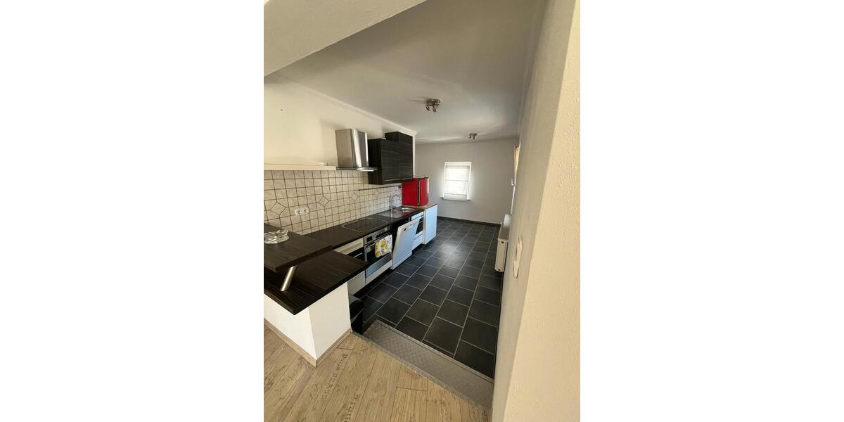 Einfamilienhaus Köln Kalk - 2 Zimmer, 80 m&sup2;, 1.200&euro; | Angebot:27615004