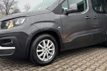 Peugeot Rifter 119.251 km 13.490 &euro; Remscheid 42855