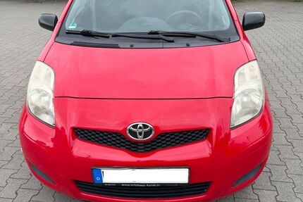 Toyota Yaris 122.000 km 3.750 &euro; Vallendar 56179