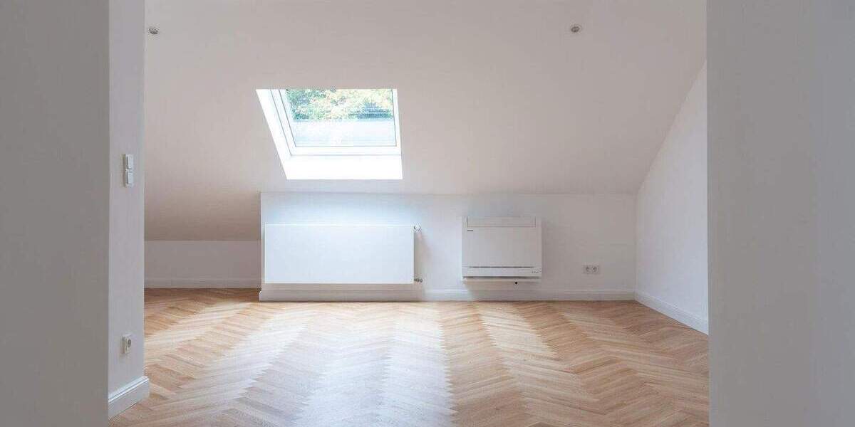 Urbanes Leben und Rheinlage: Erstbezug nach Sanierung in K-Rodenkirchen 2 zimmer