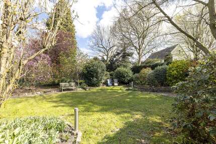 Haus zum Kaufen in Neuss 829.000 € 170 m² 6 zimmer