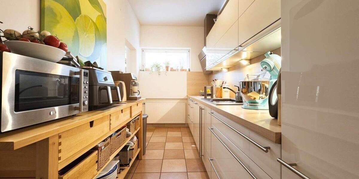 Reihenmittelhaus Köln Neuehrenfeld - 4 Zimmer, 95 m&sup2;, 829.000&euro; | Angebot:24036464
