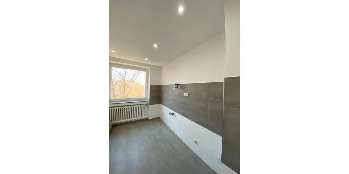 Etagenwohnung Wesseling - 3 Zimmer, 72 m&sup2;, 215.000&euro; | Angebot:25393806