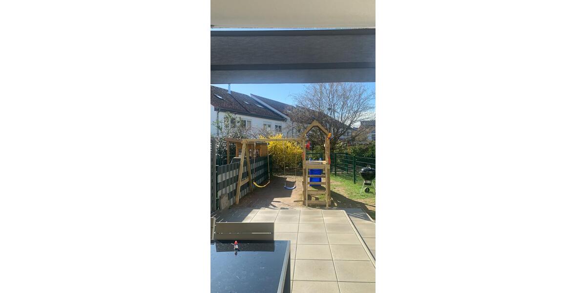 3-Zimmer-Wohnung (77 m²) mit Garten, großer Terrasse & Stellplatz 3 zimmer