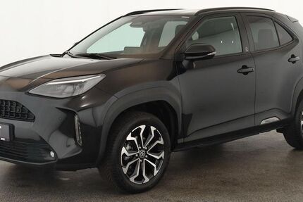 Toyota Yaris Cross 31.900 km 23.944 &euro; Düsseldorf 40233