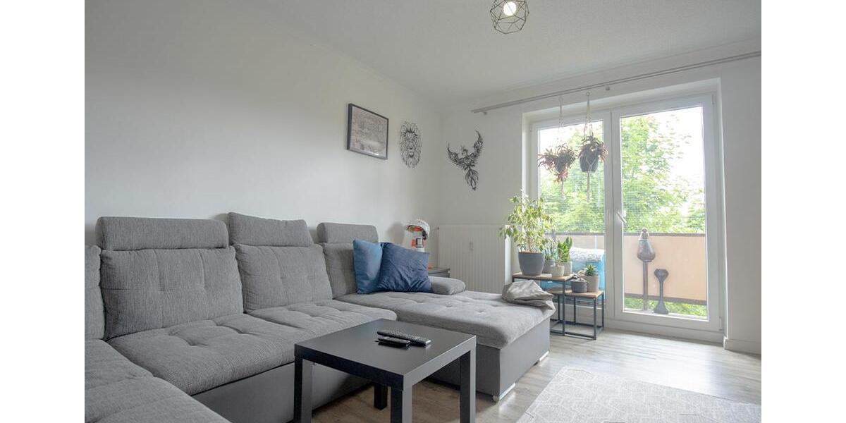 Vollmöblierte 2-Zimmer-Wohnung mit Balkon in zentraler Lage von Neuss-Furth 2 zimmer