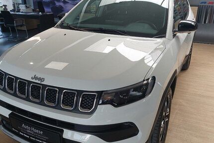 Jeep Compass 69.246 km 18.490 &euro; Solingen 42655