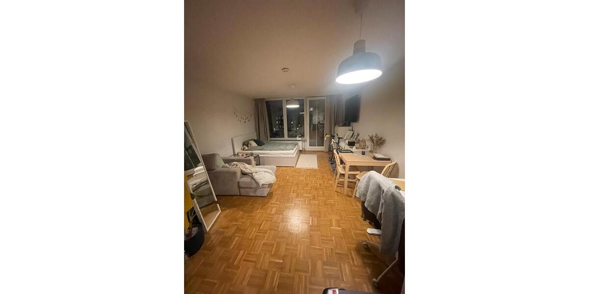 Etagenwohnung Düsseldorf Oberbilk - 1.5 Zimmer, 43 m&sup2;, 650&euro; | Angebot:25635897
