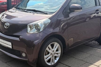 Toyota IQ 21.519 km 9.590 &euro; Köln 51065