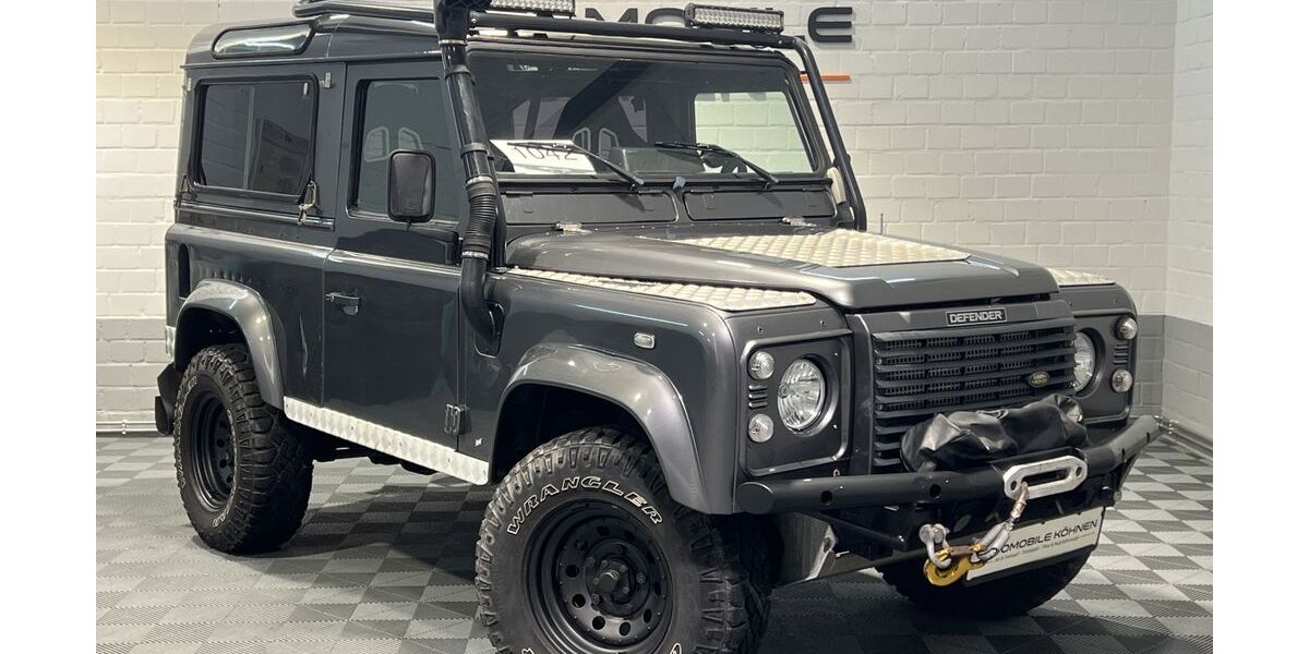 Land Rover Defender 406.285 km 16.990 € Solingen 42655