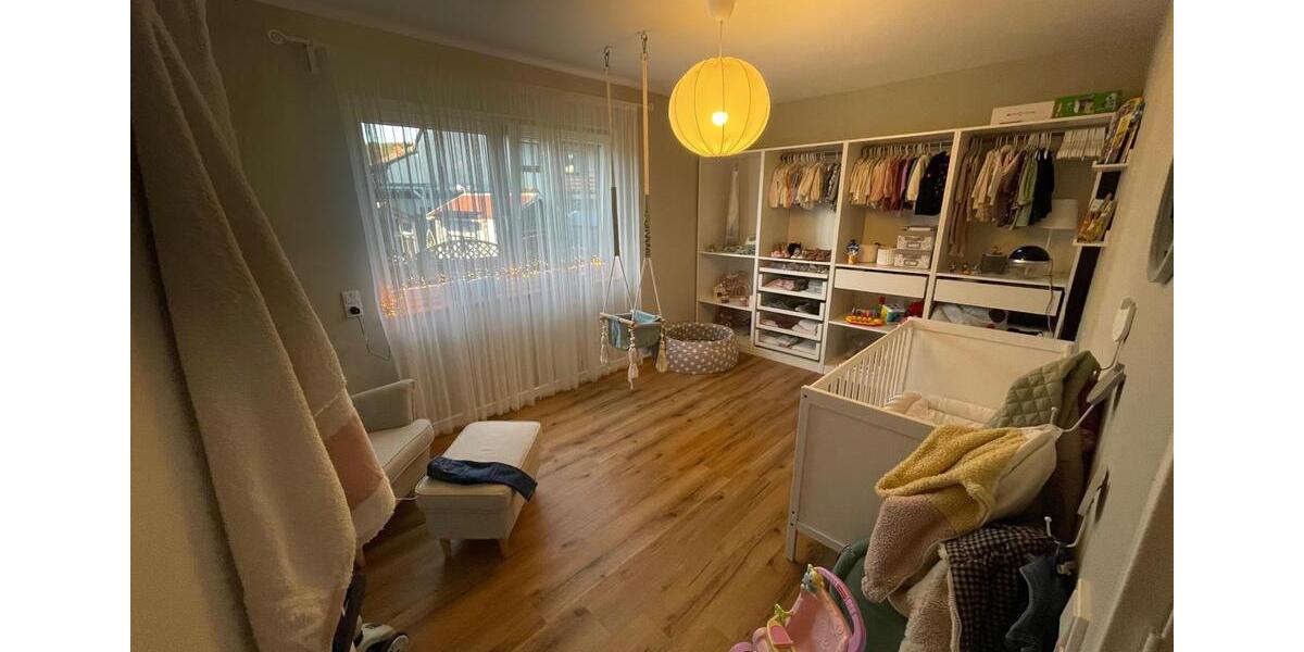 Helle 3,5 Zimmer Wohnung Klimatisiert 3.5 zimmer