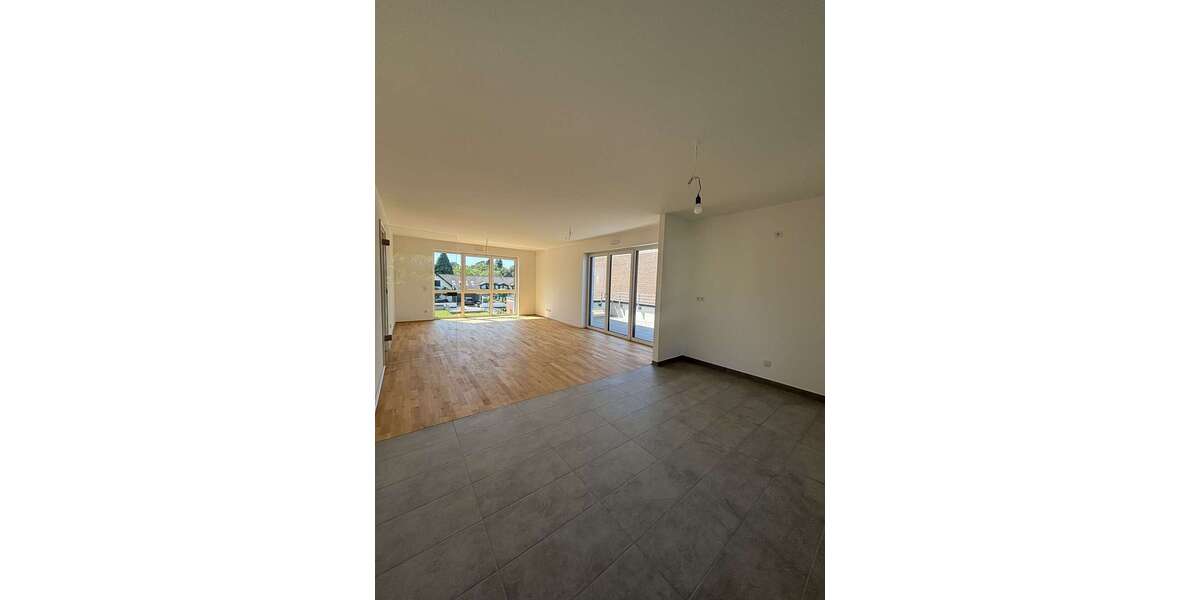 Etagenwohnung Bergisch-Neukirchen Neukirchen - 5 Zimmer, 134 m&sup2;, 2.100&euro; | Angebot:26907775