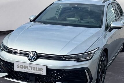 VW Golf 8.209 km 33.450 € Langenfeld 40764