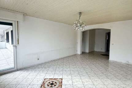 Wohnung zum Kaufen in Bergheim 97.000 € 97 m² 4 zimmer