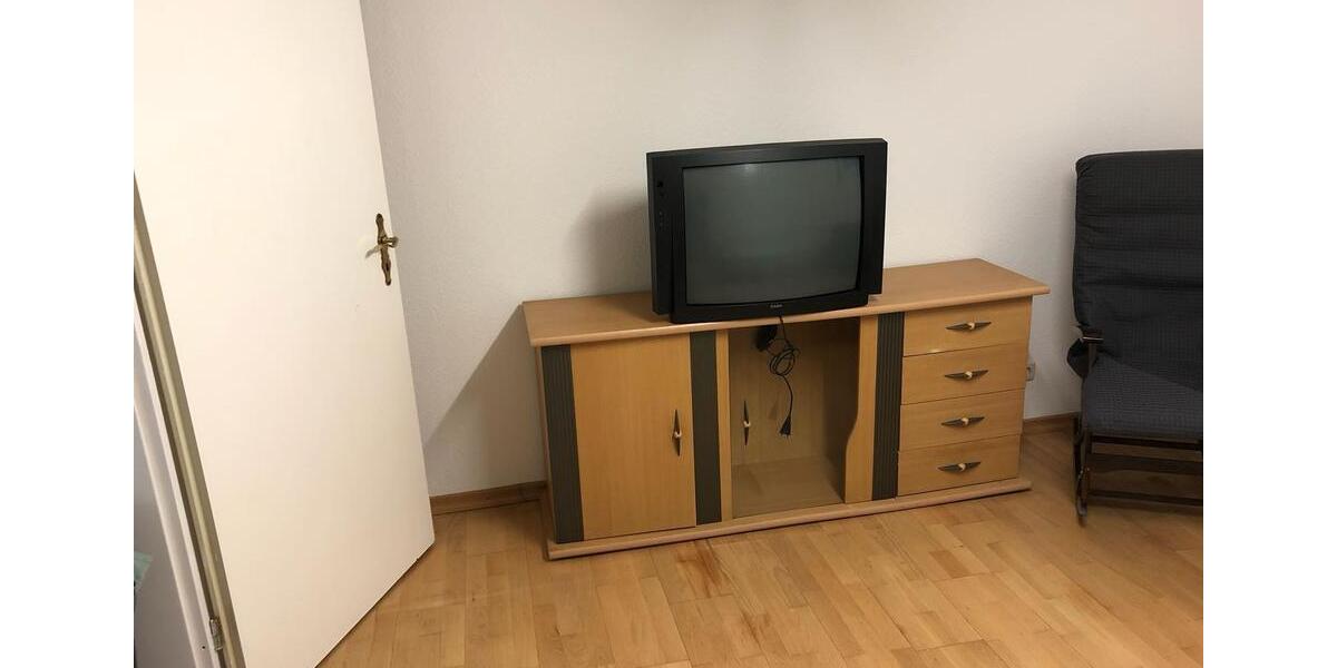 Möblierte 2 Zimmer Souterrainwohnung in Bergheim- Oberaußem 2 zimmer