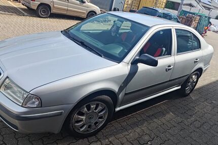 Skoda Octavia 269.671 km 1.250 &euro; Bedburg 50181