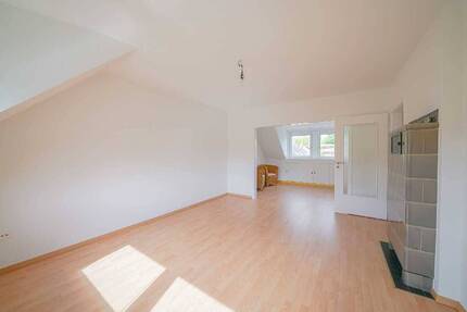 Wohnung Düsseldorf Rath - 3 Zimmer, 70 m&sup2;, 730&euro; | Angebot:26891579