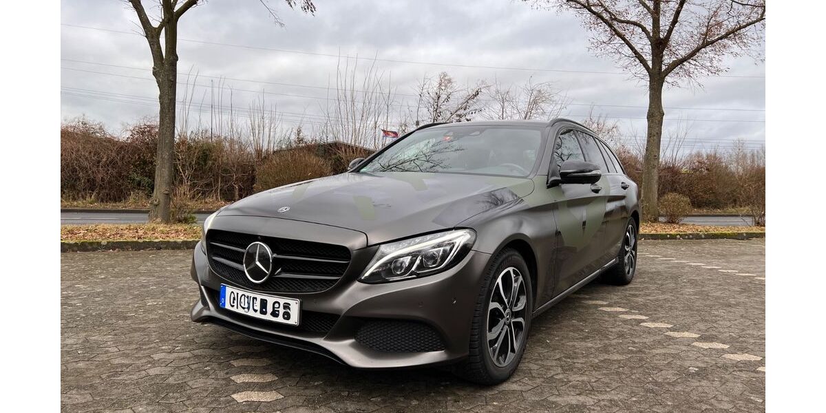 Mercedes-Benz C 250 171.231 km 17.000 &euro; Leverkusen 51371
