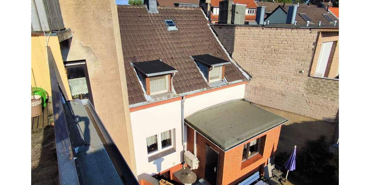 Reihenmittelhaus Düsseldorf Heerdt - 1 Zimmer, 285 m&sup2;, 695.000&euro; | Angebot:25683583