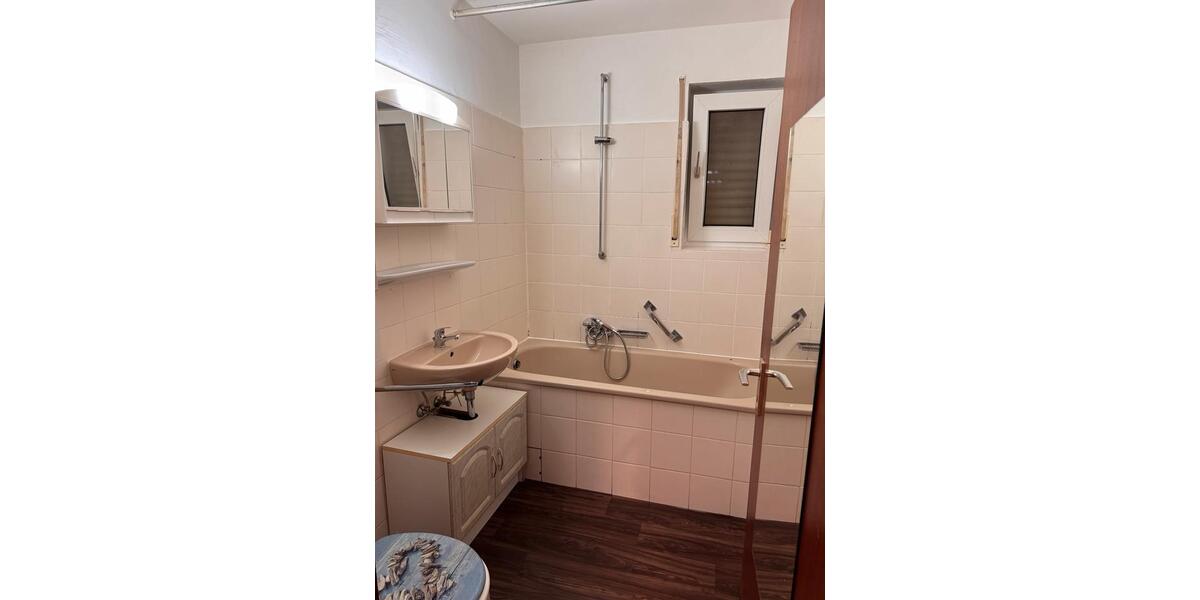 Erdgeschoßwohnung Haan - 1 Zimmer, 27 m&sup2;, 450&euro; | Angebot:26464190