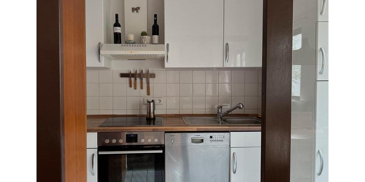 Stilvoll möblierte 2-Zimmer-Wohnung am Eigelstein zimmer