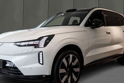 Volvo EX90 9.500 km 83.490 € Köln 50968