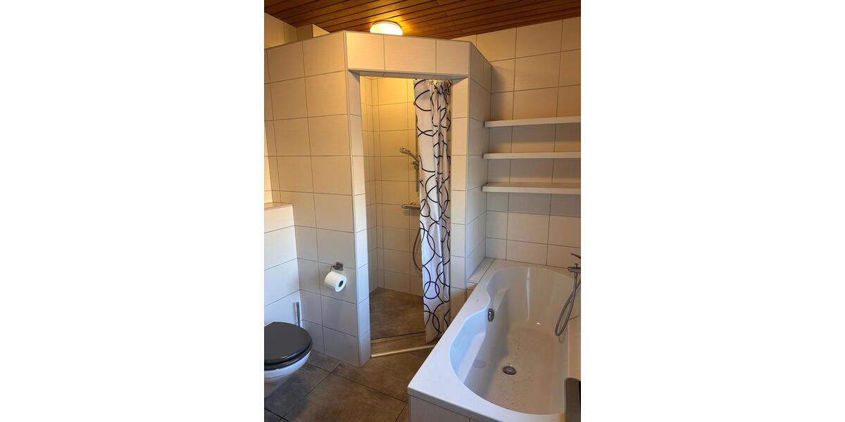 4 Zimmer Wohnung in 50129 Bergheim Niederaußem zur Vermietung 5 zimmer