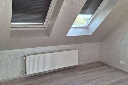 Wohnung Langenfeld - 2 Zimmer, 75 m&sup2;, 950&euro; | Angebot:27429251