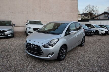 Hyundai ix20 74.601 km 8.990 &euro; Solingen 42653